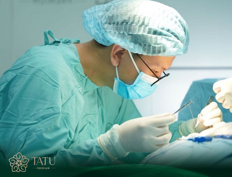 Đội ngũ bác sĩ chuyên khoa thẩm mỹ tại TATU Premium với trên 5 năm kinh nghiệm, tay nghề cao